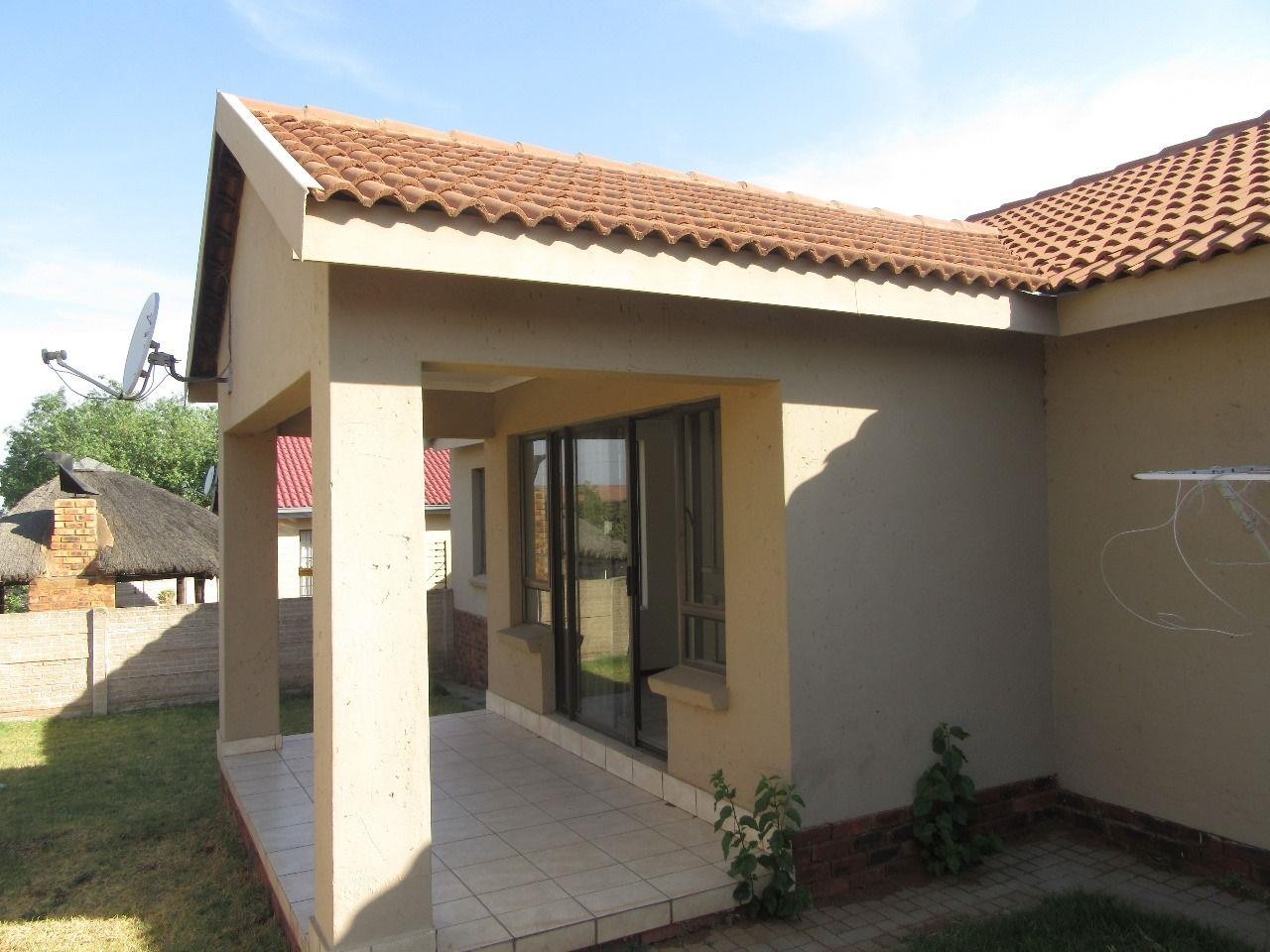 House For Sale in Union&nbsp;Germiston