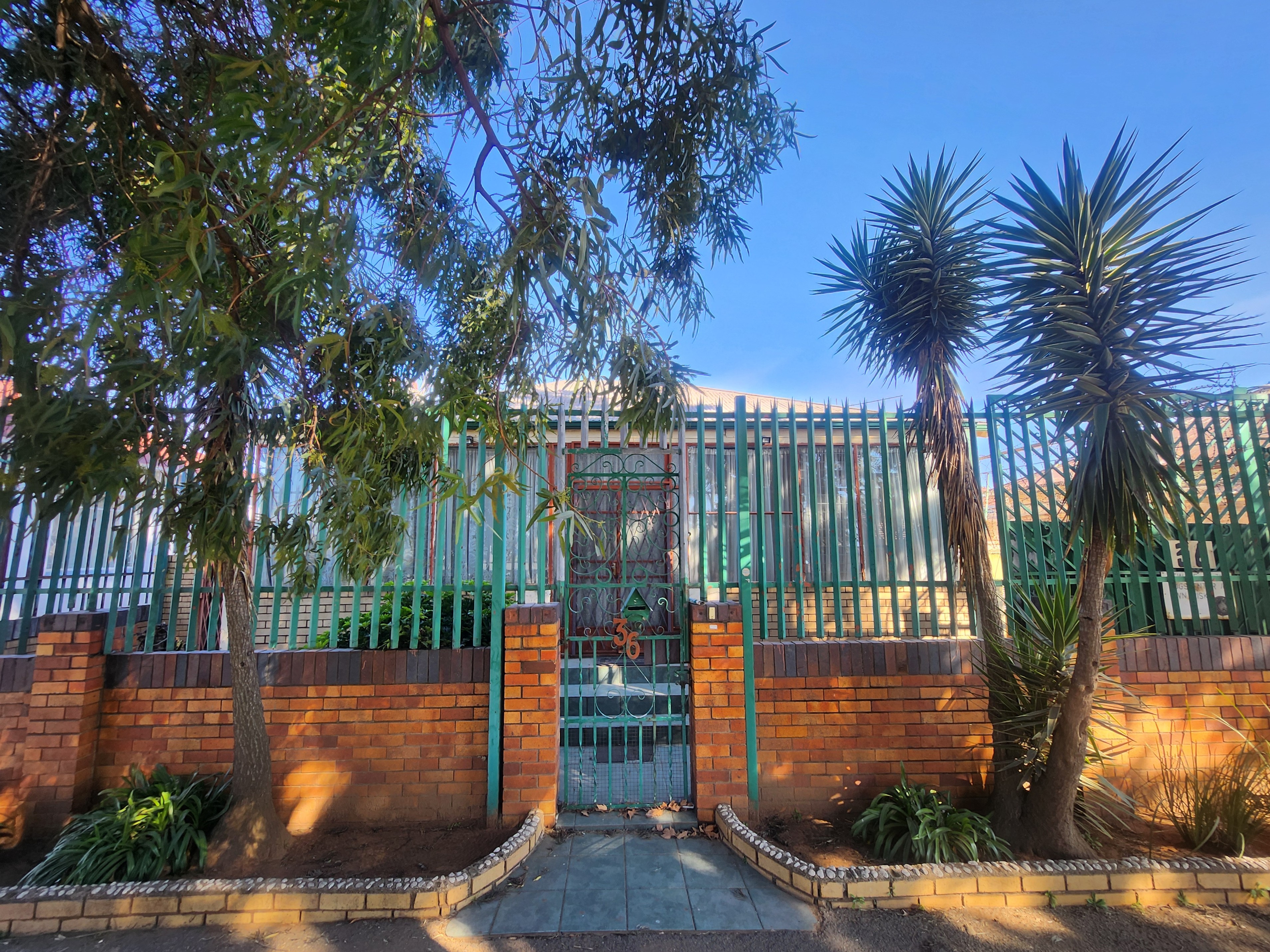 House For Sale in Regents park&nbsp;Johannesburg