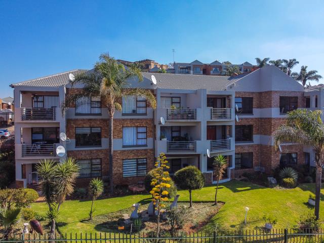 Townhouse For Sale in Bassonia&nbsp;Johannesburg
