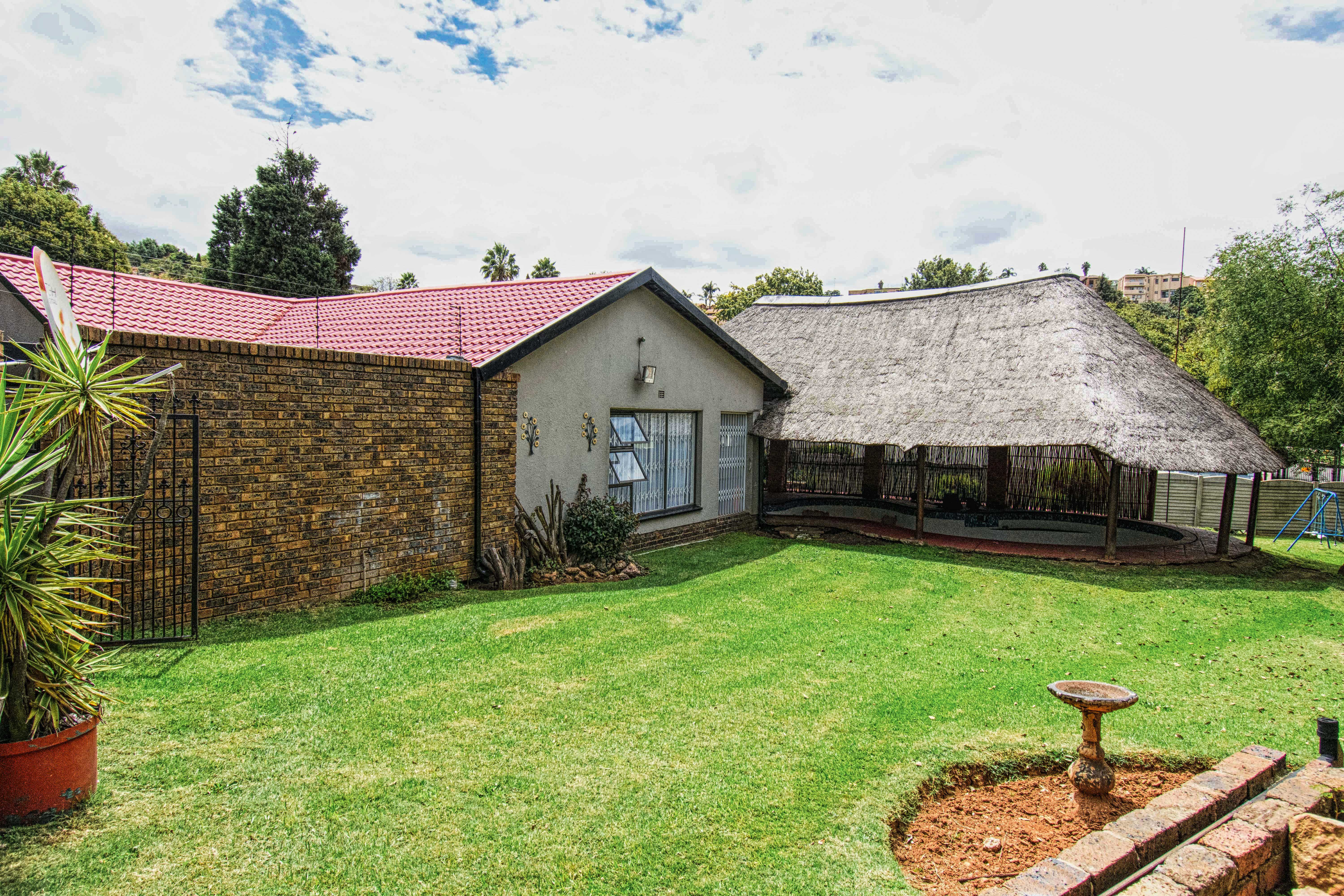 House For Sale in Ridgeway&nbsp;Johannesburg